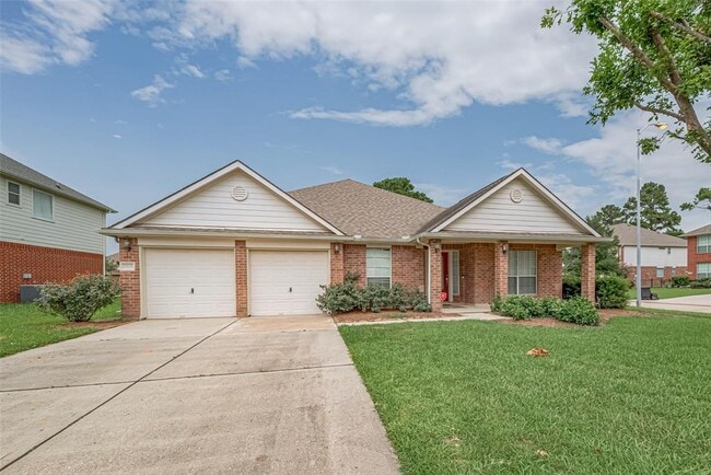 Building Photo - 11106 Fairway Dr