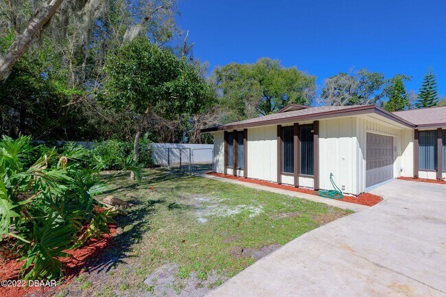 Building Photo - 907 Quail Run