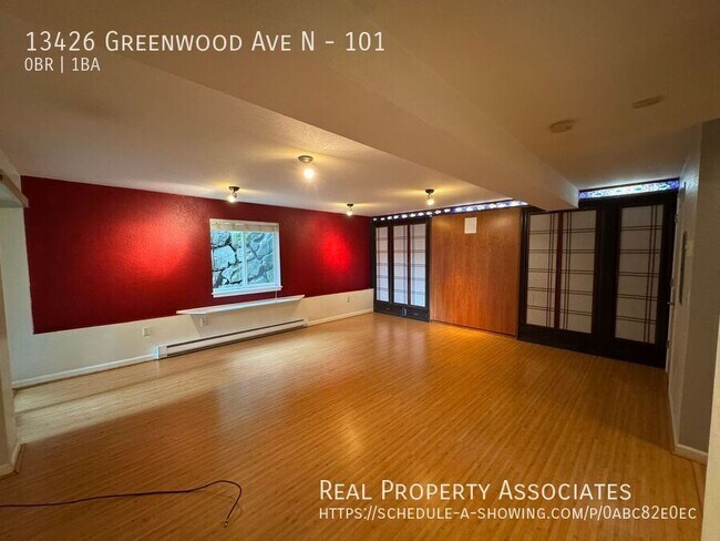 Foto del edificio - 13426 Greenwood Ave N