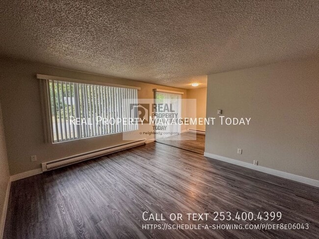 Building Photo - 1414 Josephine Ct SE