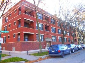 Building Photo - 3143 W Wellington Ave