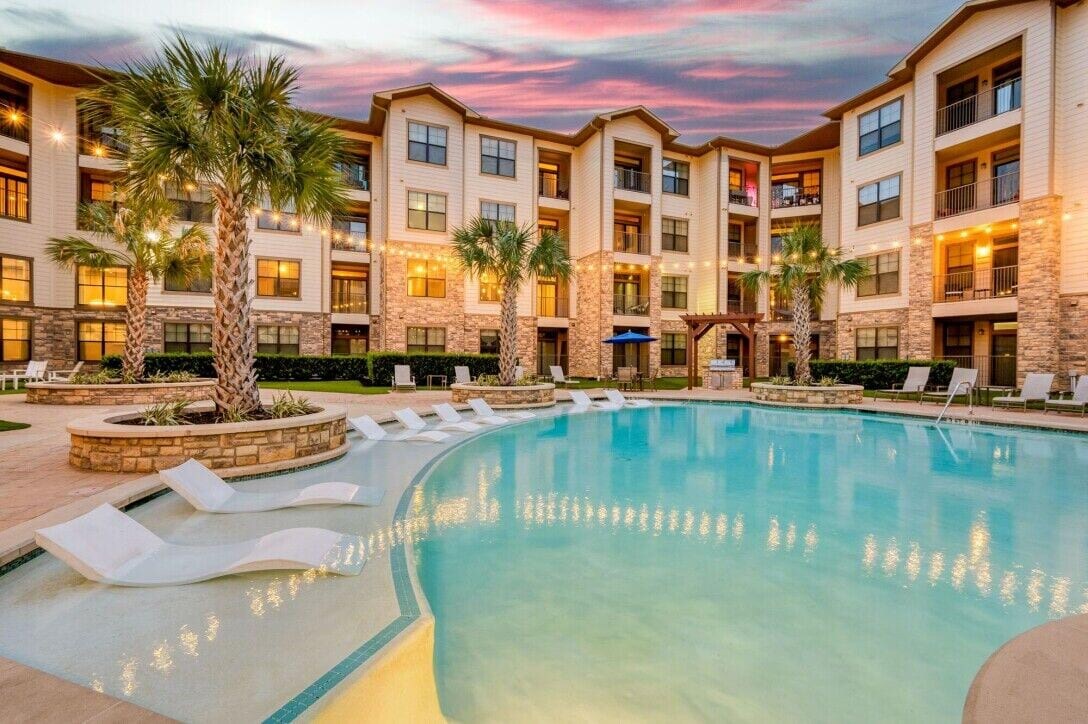 Foto principal - Waterside Village