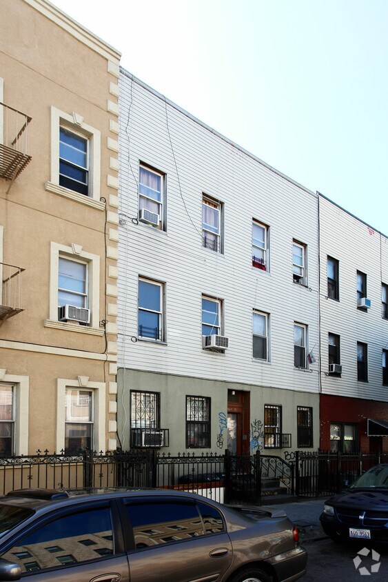 Foto del edificio - 1498 Dekalb Ave