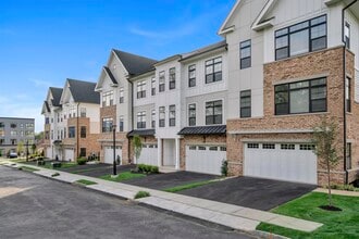 Building Photo - 9 SCENIC TERRACE