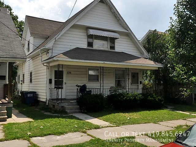 Primary Photo - *$300 off first month's rent*Super Cute Tw...