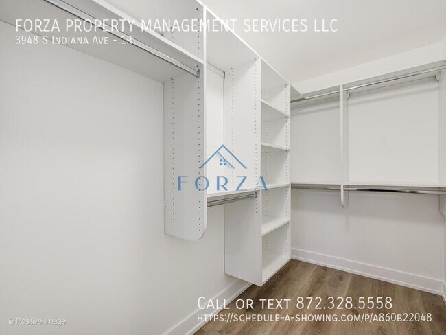 Foto del edificio - 3948 S Indiana Ave