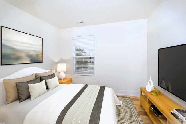 Building Photo - 2446 Legg Ln