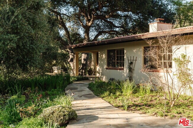 Building Photo - 20521 Cheney Dr