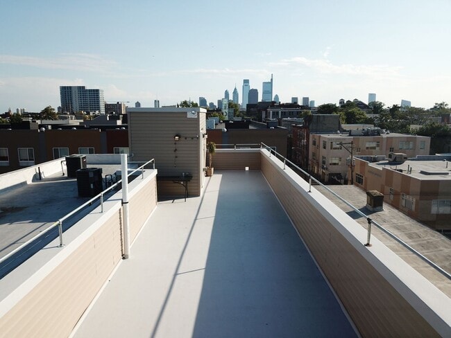 Foto del edificio - 1537 Cecil B. Moore Ave