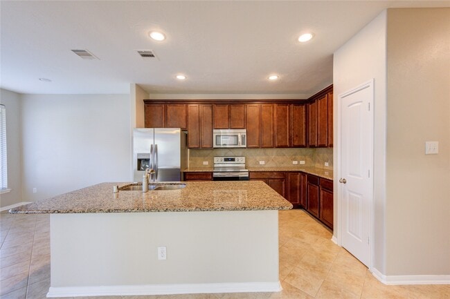 Foto del edificio - 8115 Heartbrook Field Ln