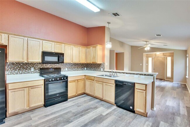 Building Photo - 2512 Jesse Owens Dr