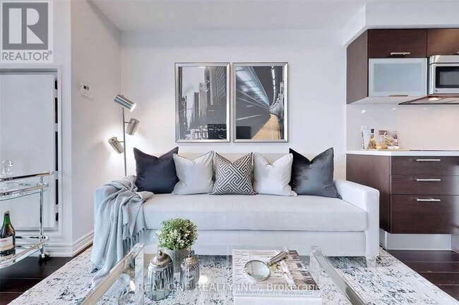 Photo du bâtiment - 386 Yonge St