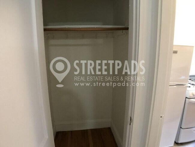 Foto del edificio - 1 bedroom in Boston MA 02215