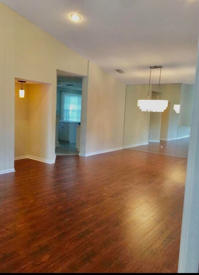 Building Photo - 6769 Montego Bay Blvd