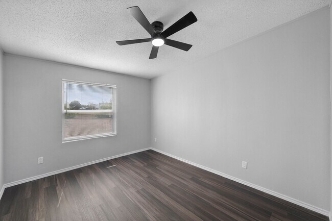 Foto del edificio - 377 NW County Rd 2005
