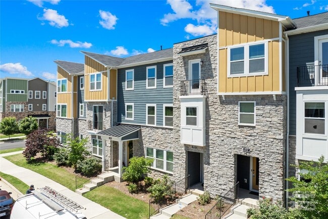 Building Photo - 1713 Unison Dr