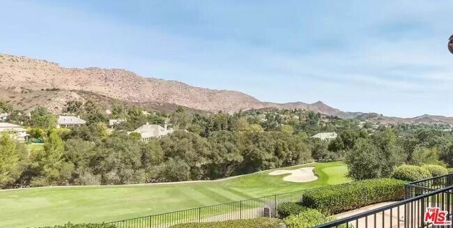 Foto del edificio - 5109 Lakeview Canyon Rd