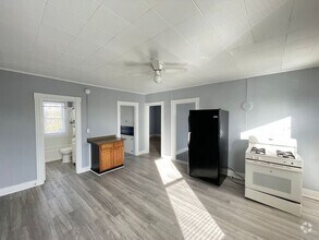 Building Photo - 301 Amory St