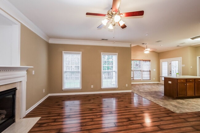 Foto del edificio - 13138 Planters Row Dr
