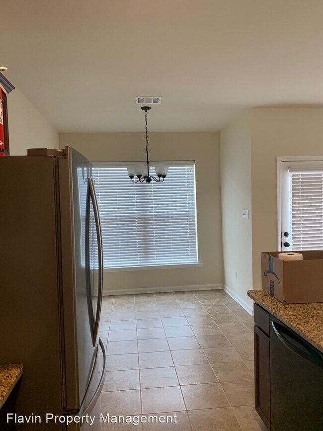 Foto del edificio - 3 br, 2 bath House - 5411 Heberts Pass