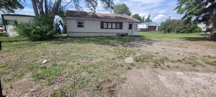 Building Photo - 206 Stewart Ave