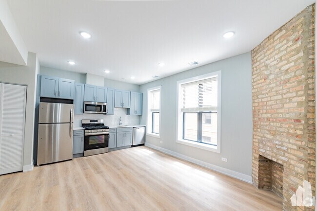 Building Photo - 419 W Belden Ave