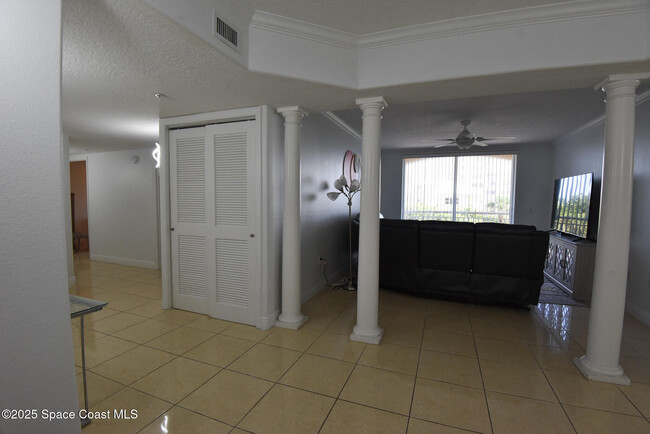 Building Photo - 1085 Florida A1A