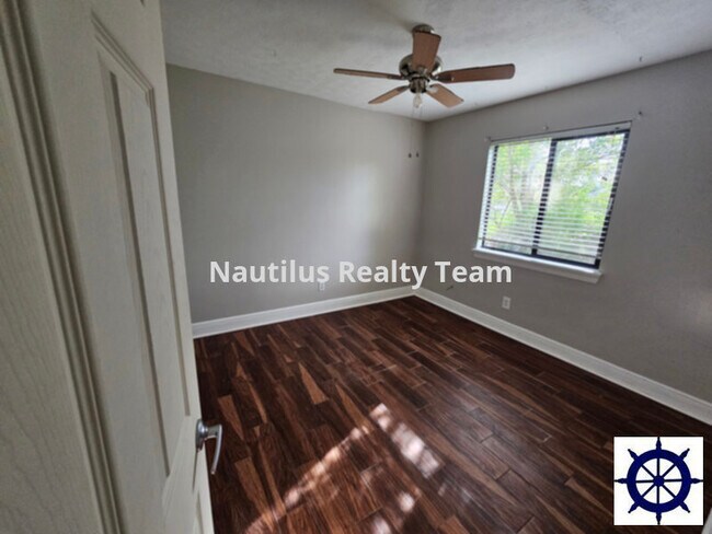 Foto del edificio - 116 Christie Ln