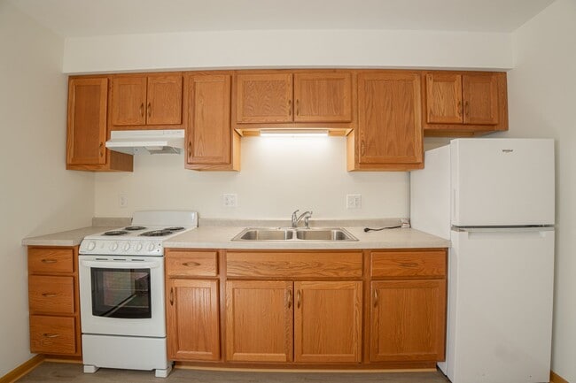 Foto del edificio - 2411 Brentwood Pkwy