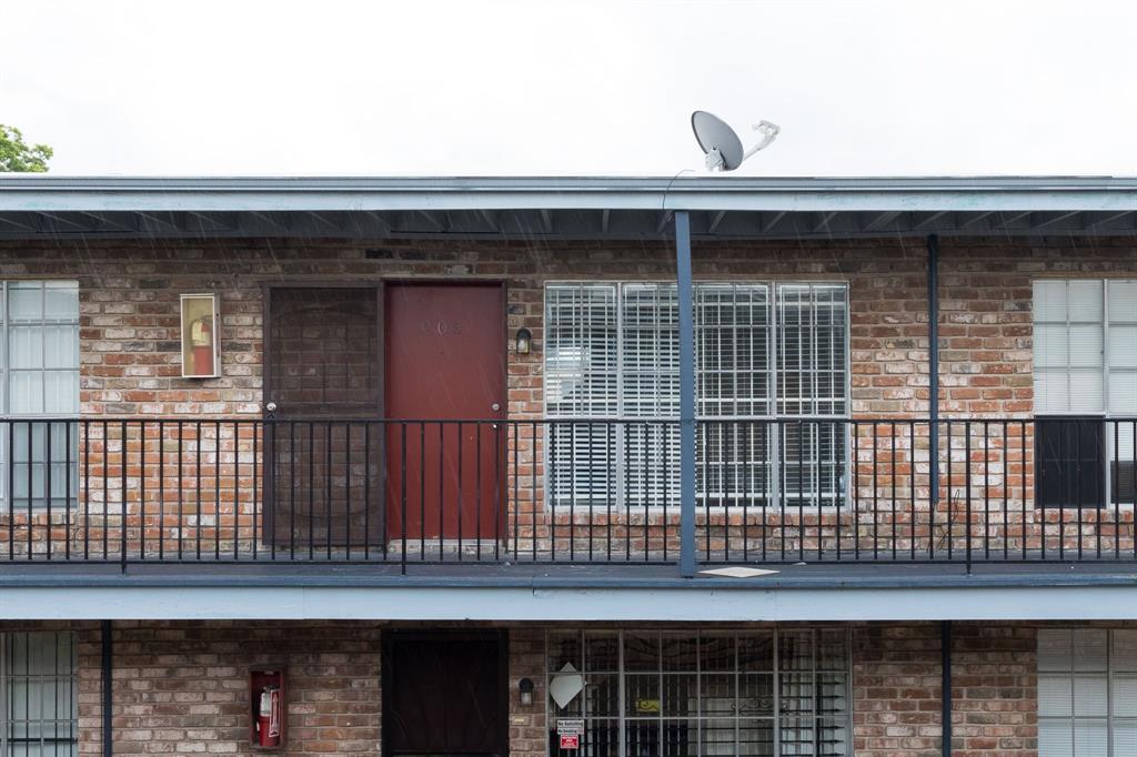 5615 St Unit 205, Houston, TX 77081 Condo for Rent in