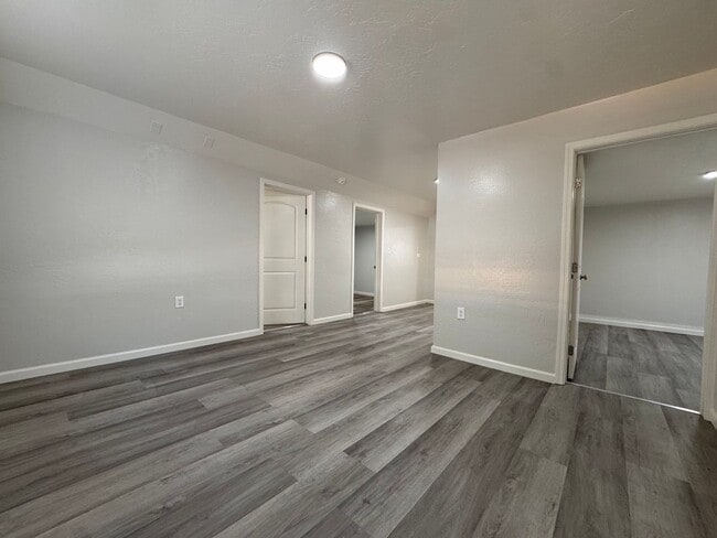 Building Photo - 325 N Gilman St