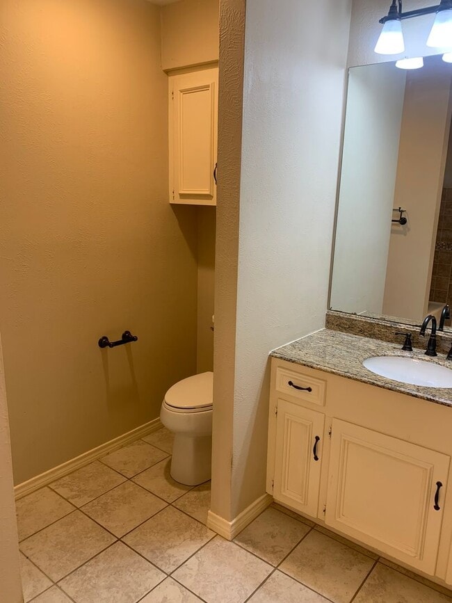 Building Photo - 209 Bellmeade Dr