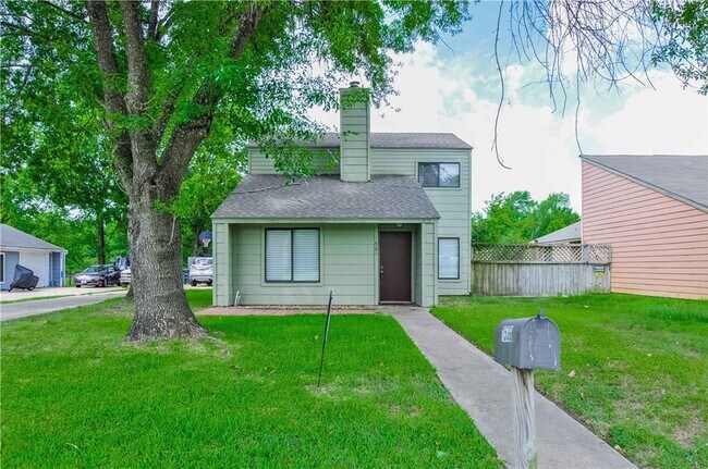 Building Photo - 1506 Lemon Tree Ln