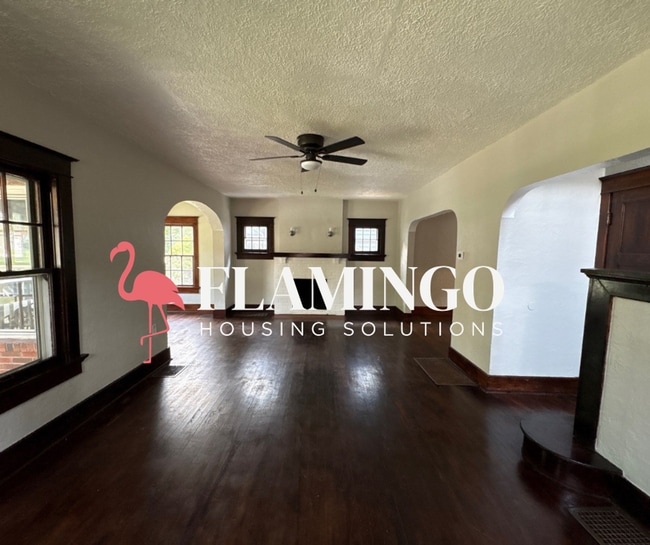 Photo - Spacious 3-Bedroom Home with Central Air & Garage in Dayton