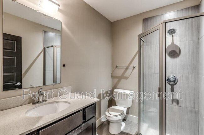 Foto del edificio - 800 NW 8th St. - 1