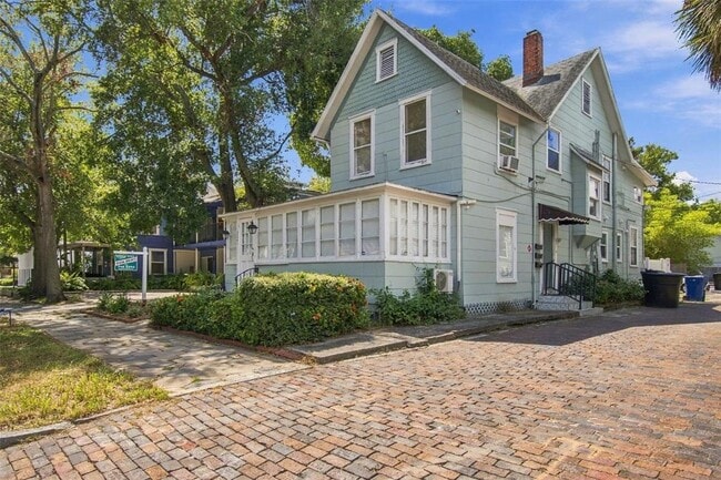 Building Photo - 524 3rd St N