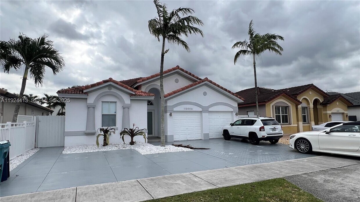 Foto principal - 15446 SW 23rd Ln