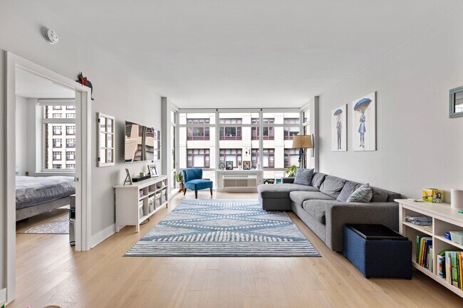 Foto del edificio - 1400 Hudson St