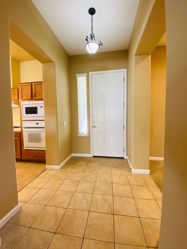 Foto del edificio - 9565 Stone Springs Dr