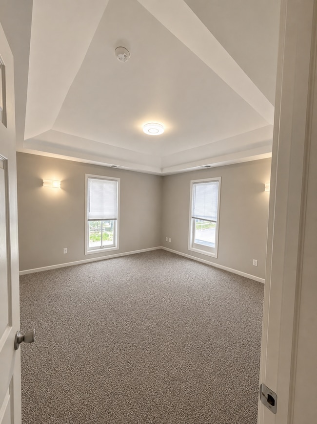 Building Photo - 704 Axtell St