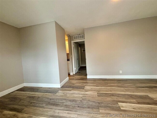 Building Photo - 505 N J St
