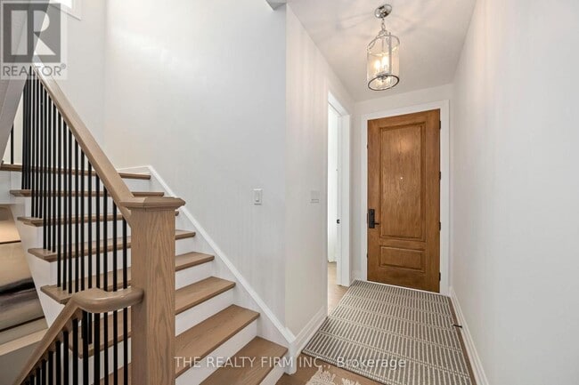 Building Photo - 1874 Fountain Grass Dr
