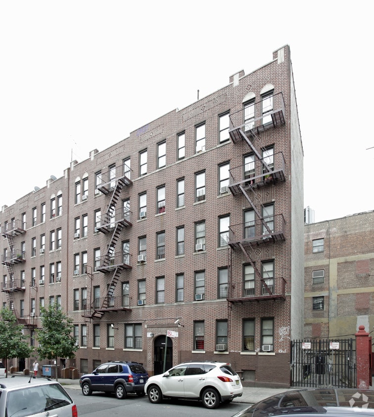 Primary Photo - 1775 Eastburn Ave