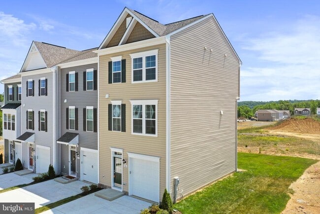 Building Photo - 251 Clifton Mnr