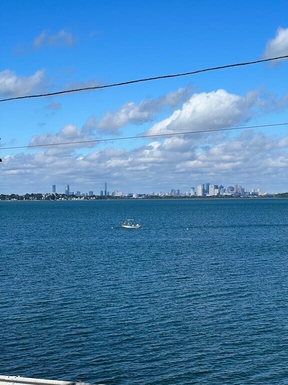 Foto del edificio - 137 Manet Ave