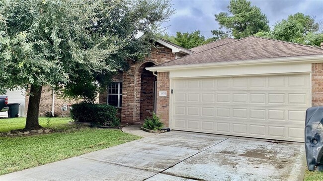 Building Photo - 18034 Platinum Springs Dr