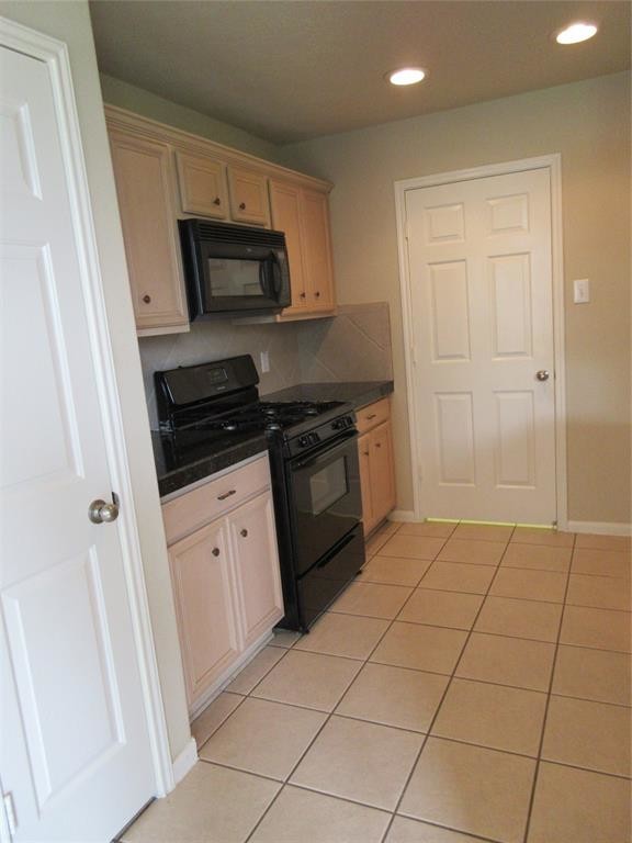 Foto del edificio - 8919 Windfern Trace Dr