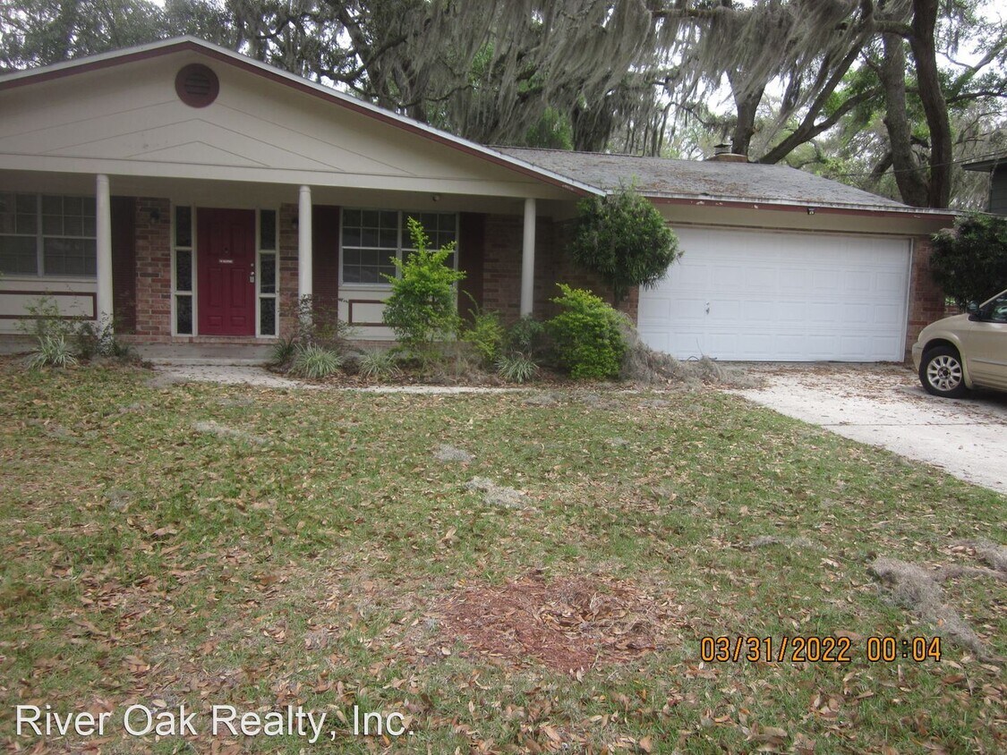 Foto principal - 4 br, 2 bath House - 2787 Birchwood Dr