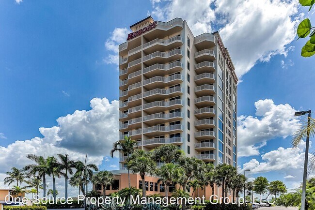 Foto del edificio - 1 br, 1 bath House - 8771 Estero Blvd #406