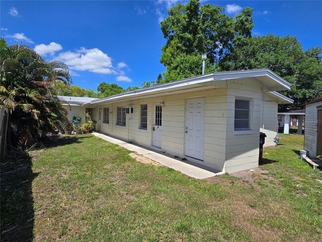 Charming 1/1 Duplex in St. Cloud – No HOA ... - Charming 1/1 Duplex in St. Cloud – No HOA ... House